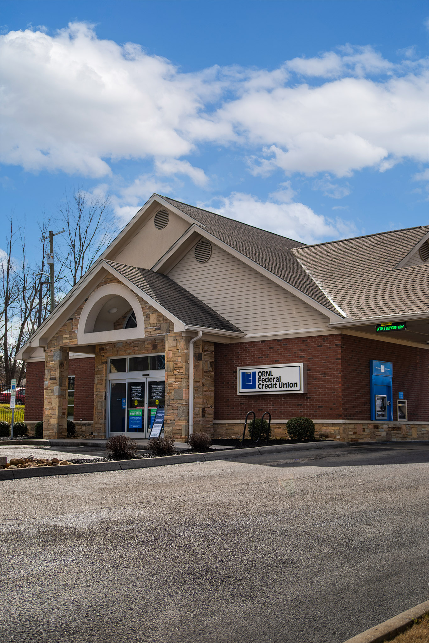 Exterior building of East Knoxville branch